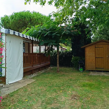 مكان تخييم Et Soleil